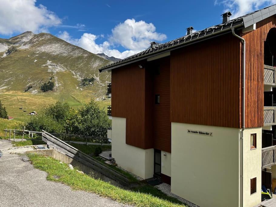 Appartement La Clusaz Avec Terrasse Sur Les Pistes De Ski マニグード エクステリア 写真